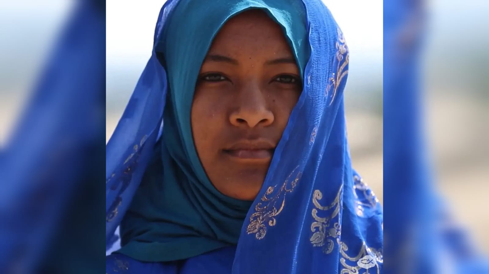 Jovem na Somália é presa após postar foto de seu batismo no Facebook