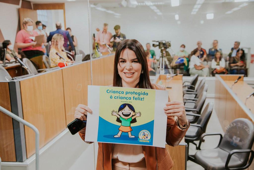 Daniela Linhares em sua participação na audiência pública de MG. (Foto: Arquivo Pessoal)