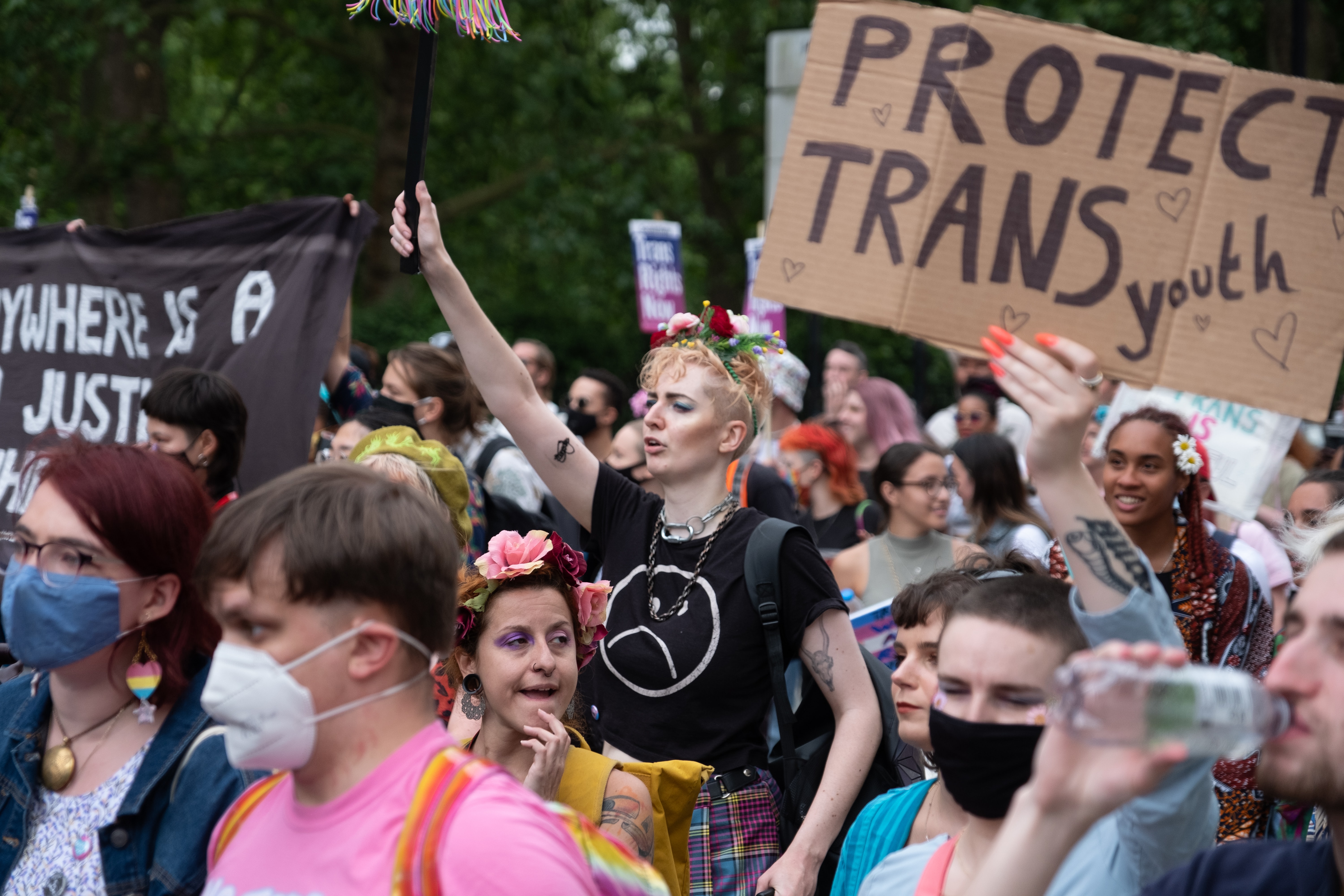 Reforma de ‘lei trans’ na Finlândia facilita mudança de gênero sem avaliação médica