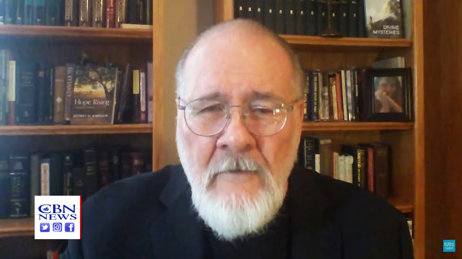 Dr. Jeffrey Johnson, fundador do Israel Today Ministries. (Foto: Captura de tela/YouTube CBN News)