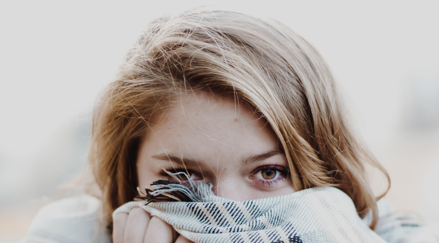 Quer manter os cabelos saudáveis no inverno? Veja dicas