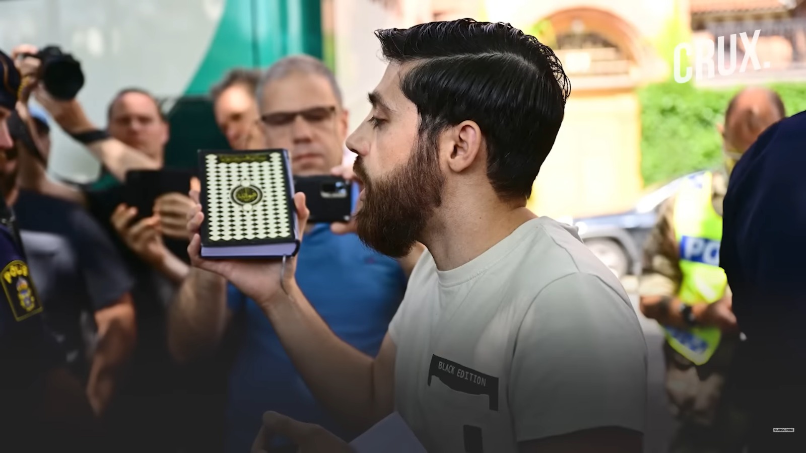 Muçulmano Ahmad Alush, que pediu permissão para queimar uma Bíblia. (Foto: Captura de tela/YouTube/ Crux)