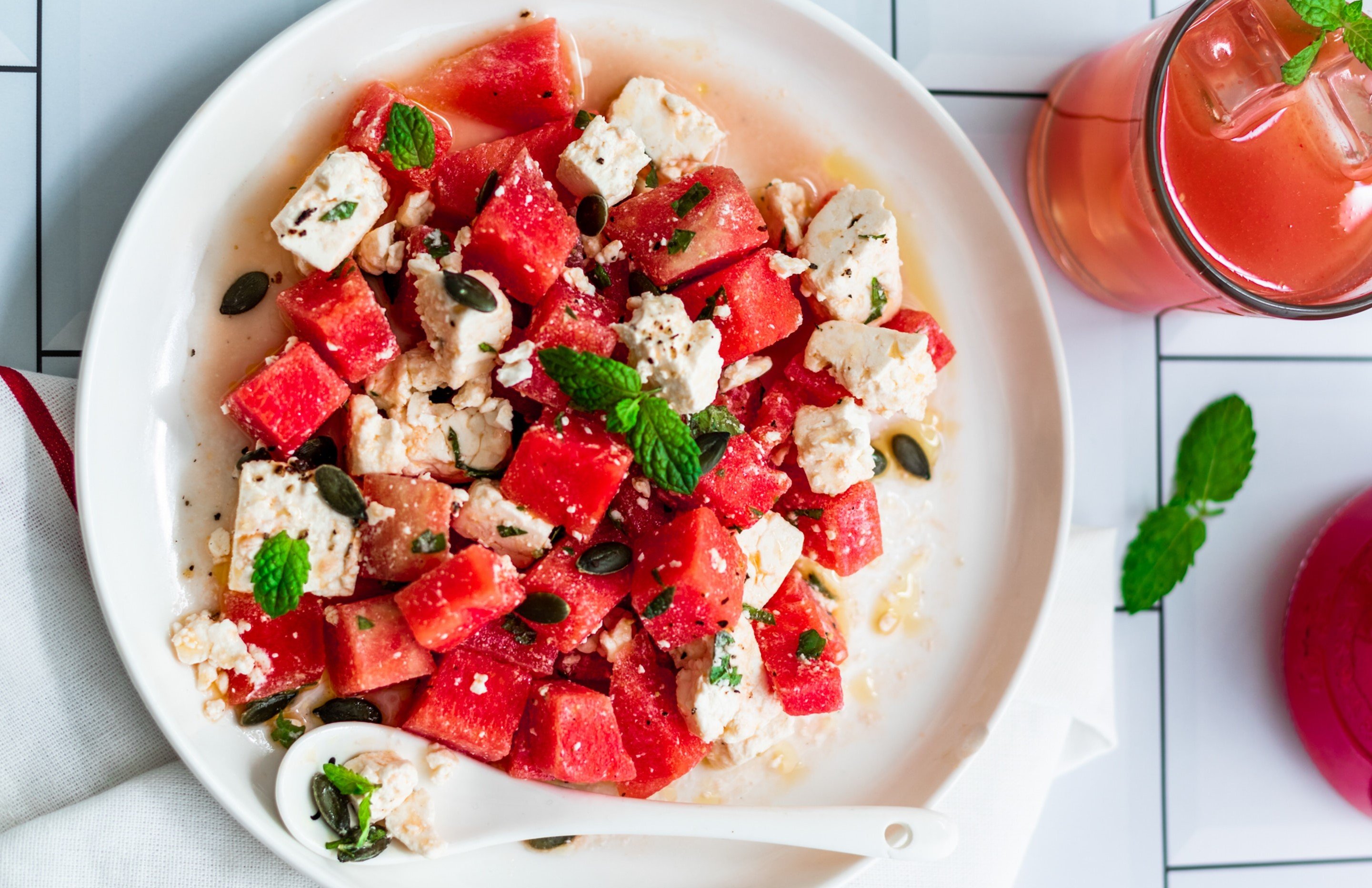 Salada de melancia: leve e refrescante