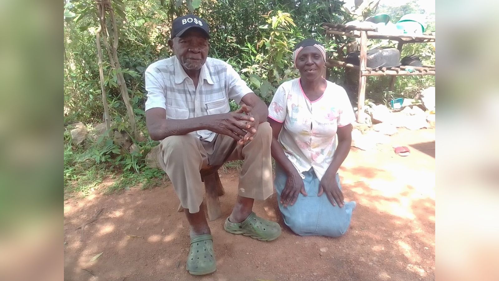 O casal Sula Mugudi e Aisha Mugudi. (Foto: Morning Star News)