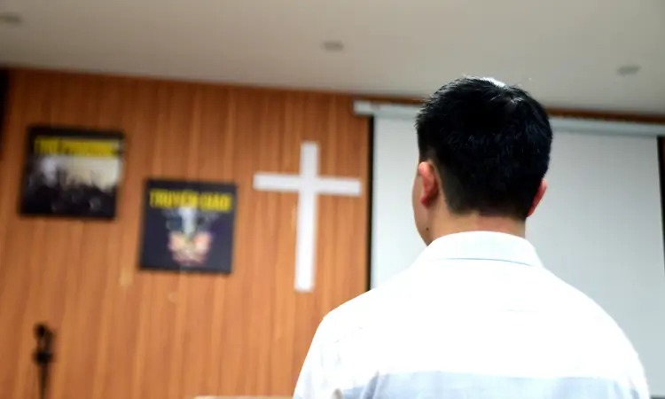 No Vietnã, filho espanca pai de 60 anos por ter se convertido a Jesus