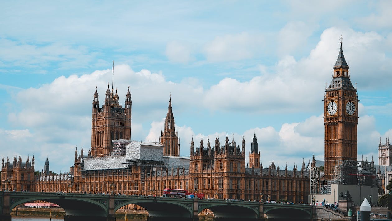Palácio de Westminster, na Inglaterra. (Foto representativa: Pexels)