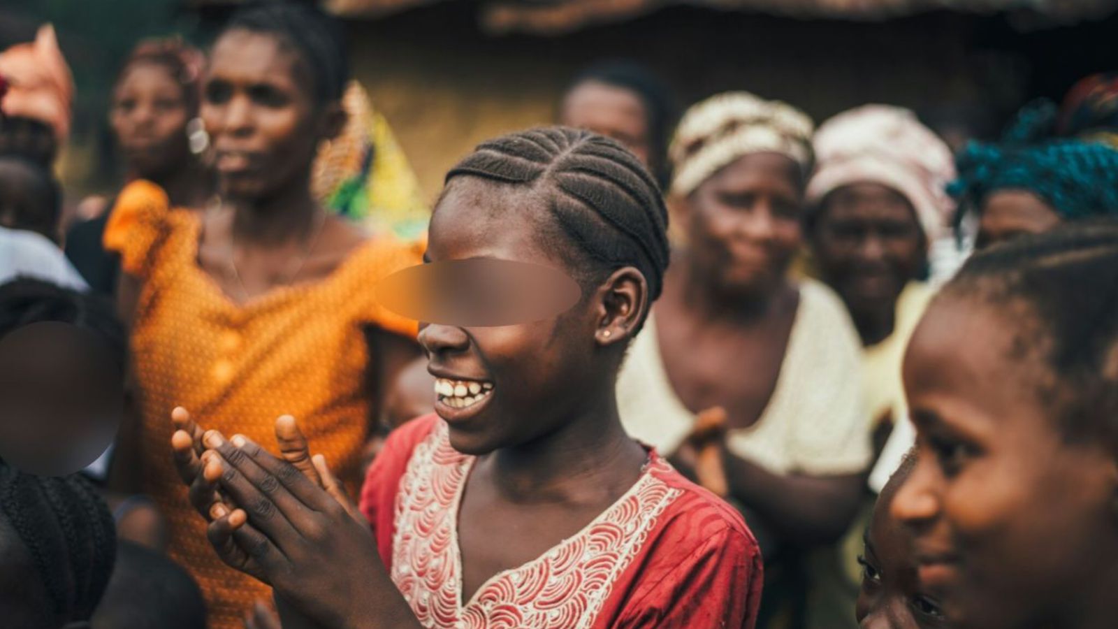 “Das trevas para a luz”: Adolescente feiticeira é liberta por Jesus na África