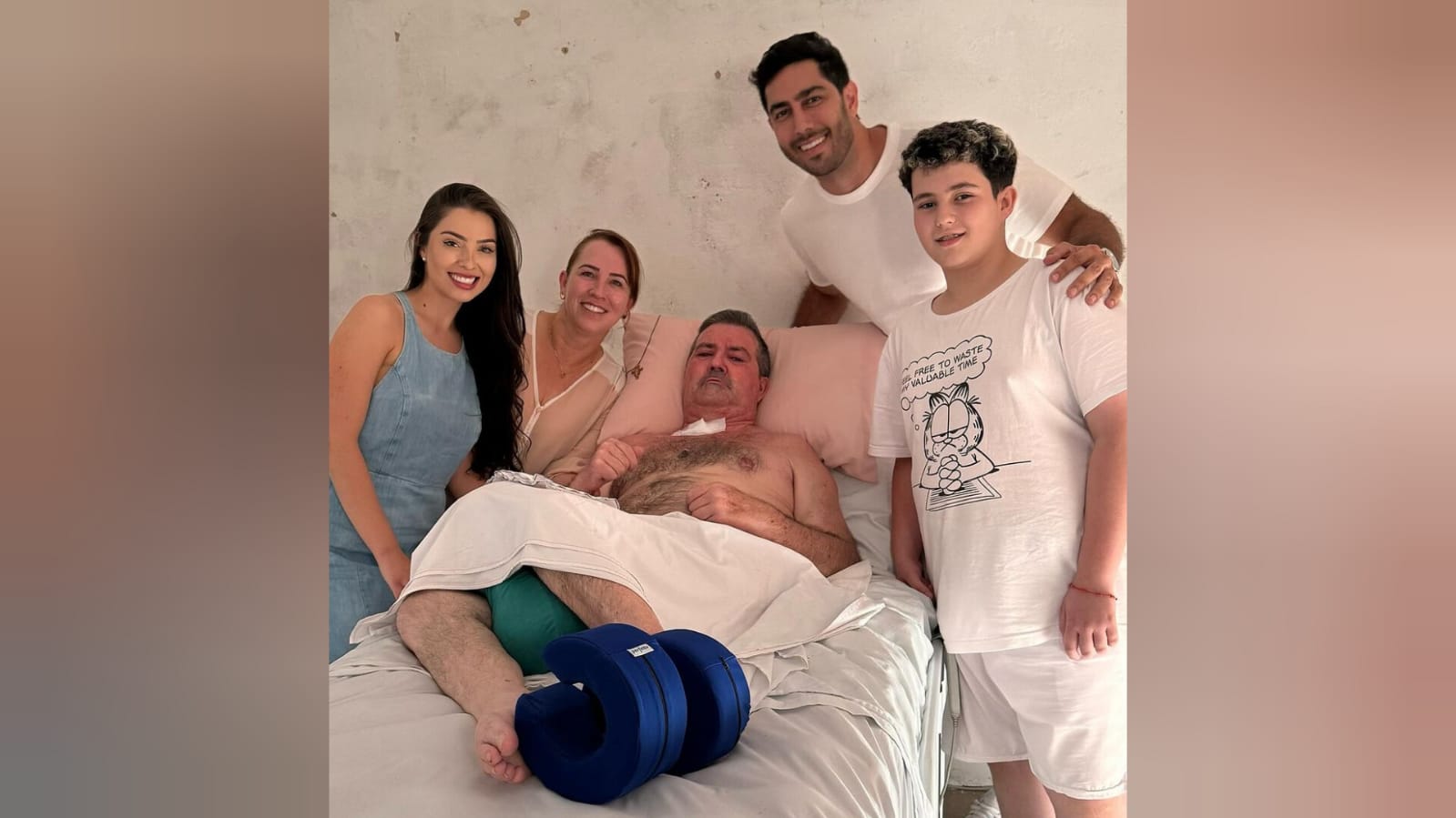 Jonathan Nemer visitou João Héber e sua família. (Foto: Instagram/Jonathan Nemer).