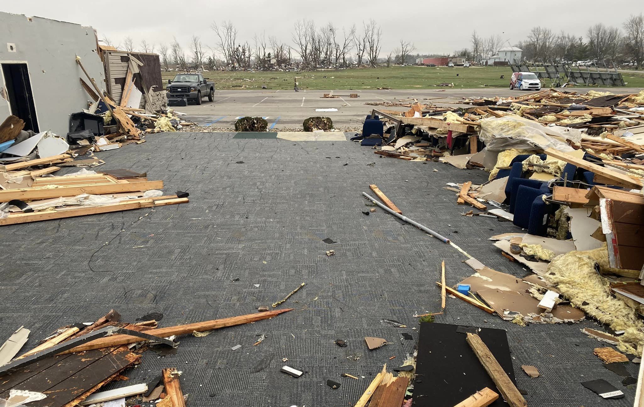 A Igreja Freedom ficou totalmente destruída após a passagem do tornado. (Foto: Facebook/Freedom Life Church).