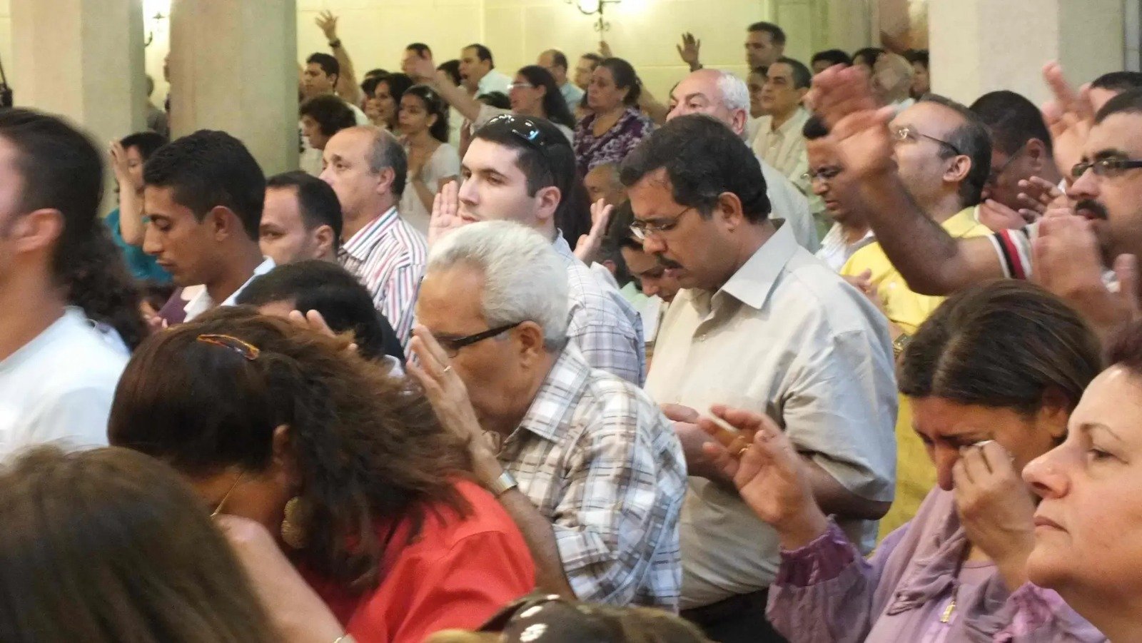 Ex-muçulmanos convertidos a Cristo são treinados para liderar igrejas domésticas no Egito