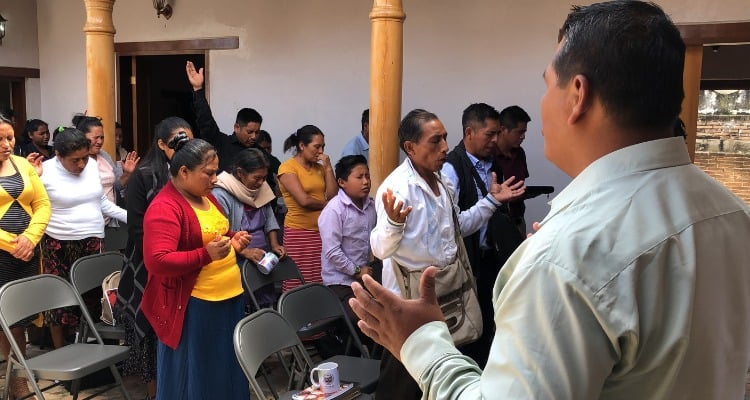 No México, famílias ficam sem água por serem cristãs: “Não queremos vocês aqui”