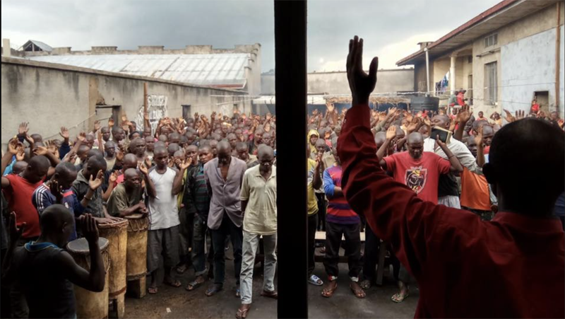 Cinco cristãos são decapitados por terroristas durante culto no Congo