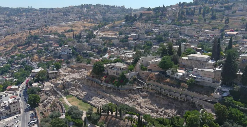 Ruínas encontradas em Jerusalém podem provar relatos da Bíblia, dizem arqueólogos