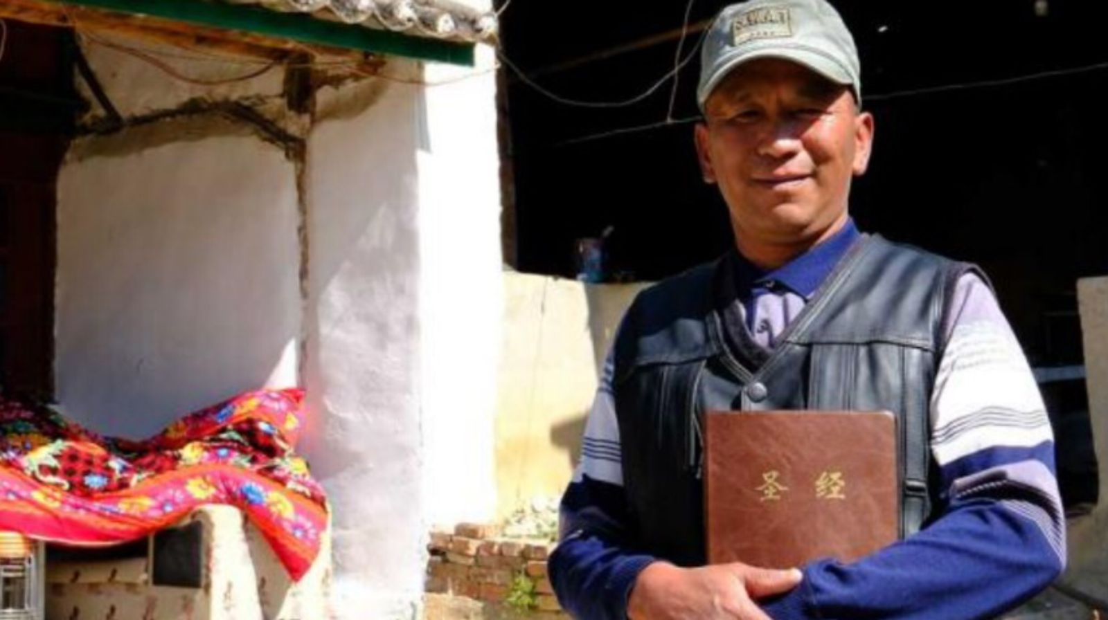 Autoridades aprovam impressão de Bíblia em comunidade na China: ‘Resposta de oração’
