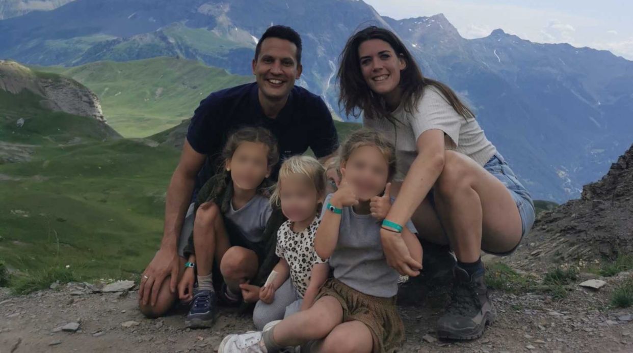 Eveline e a família. (Foto: Reprodução/Revive)