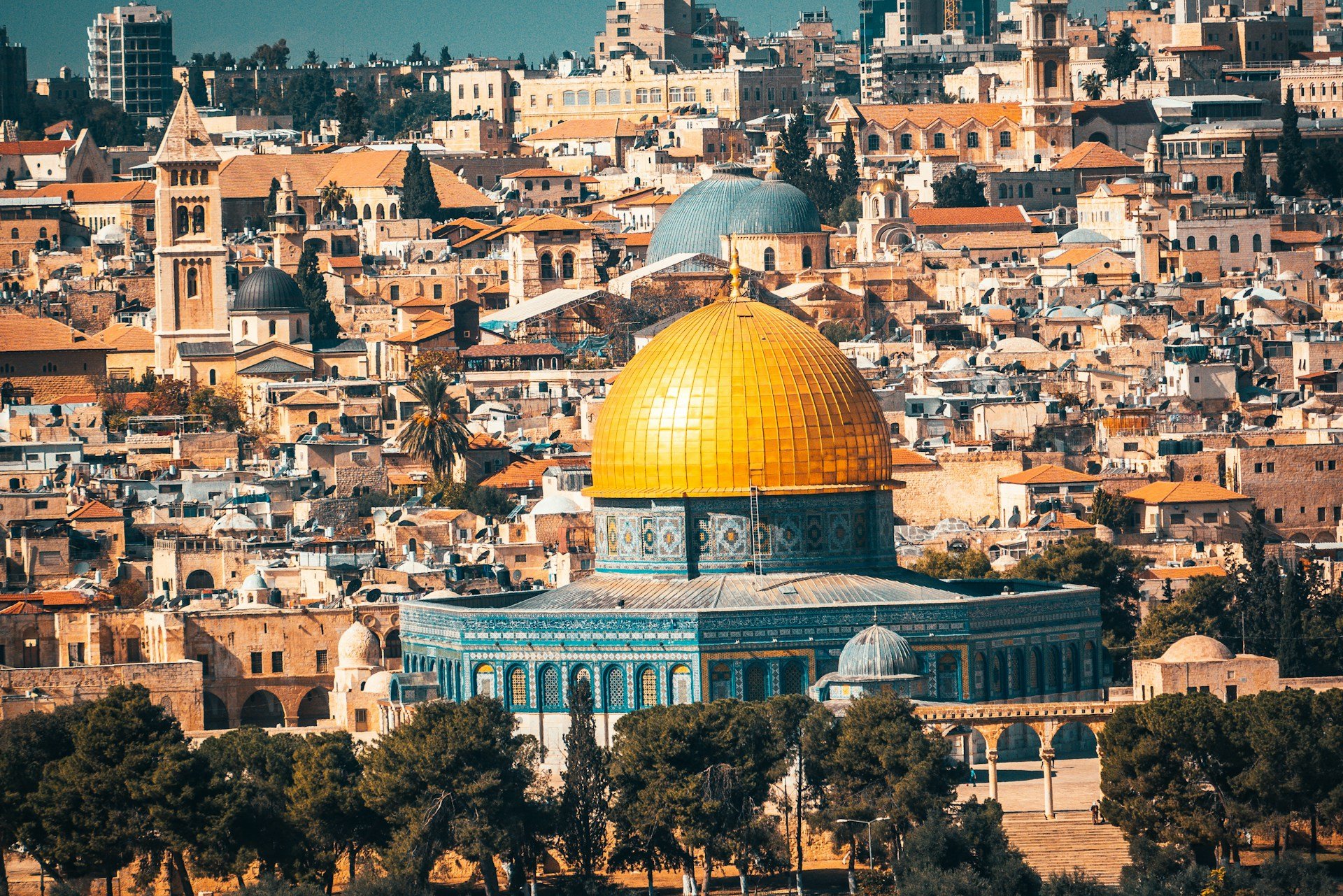 Richard Land: "Muitas escolas foram infiltradas por uma forma de marxismo cultural que retrata Israel como um 'estado opressor'". (Foto: Unsplash/Raimond Klavins)