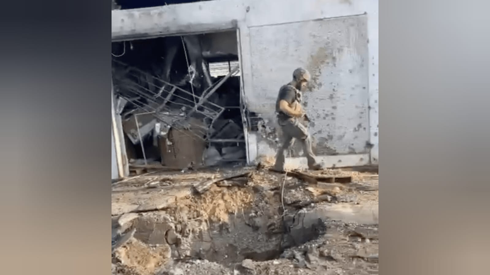 O centro destruído. (Foto: Christian News Wire)