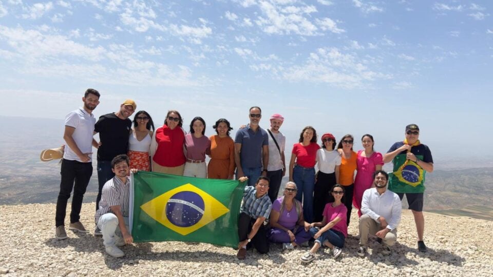 “Amor de Deus na prática”: Médicos cristãos do Brasil atendem refugiados no Líbano
