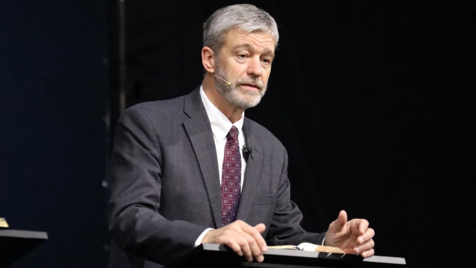 “Você pode ter uma teologia muito boa e não permanecer em Cristo”, exorta Paul Washer