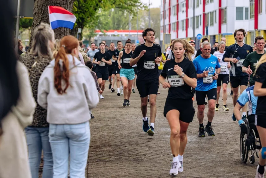 200 cristãos correm Maratona de Roterdã para pregar Jesus: 