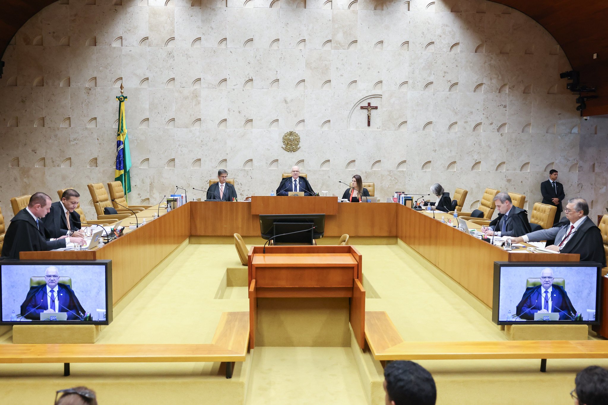 STF derruba mais um decreto que proibia linguagem neutra em escolas de SC