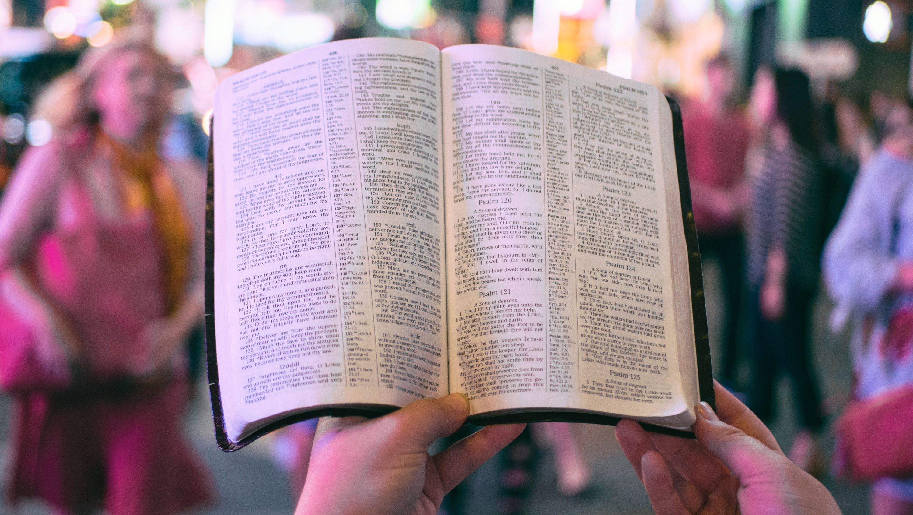A apropriação ideológica e a subversão do Evangelho 
