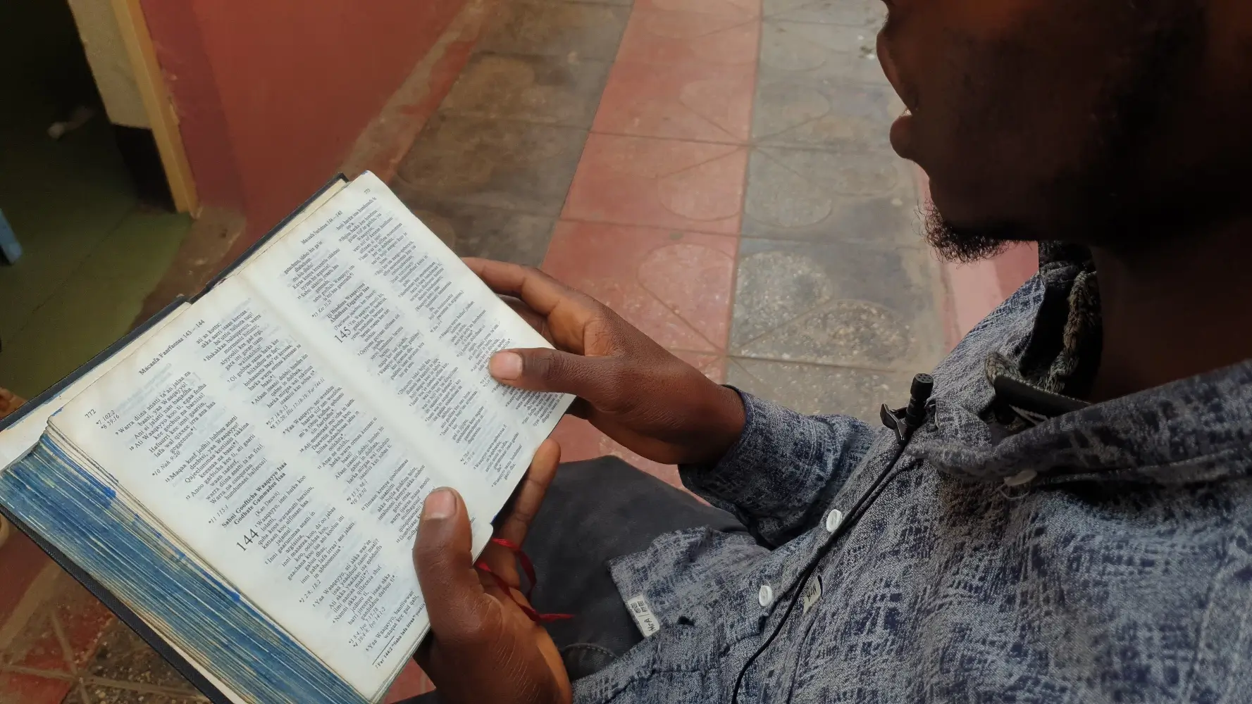 Muçulmano entra por curiosidade em igreja na Etiópia e acaba aceitando Jesus