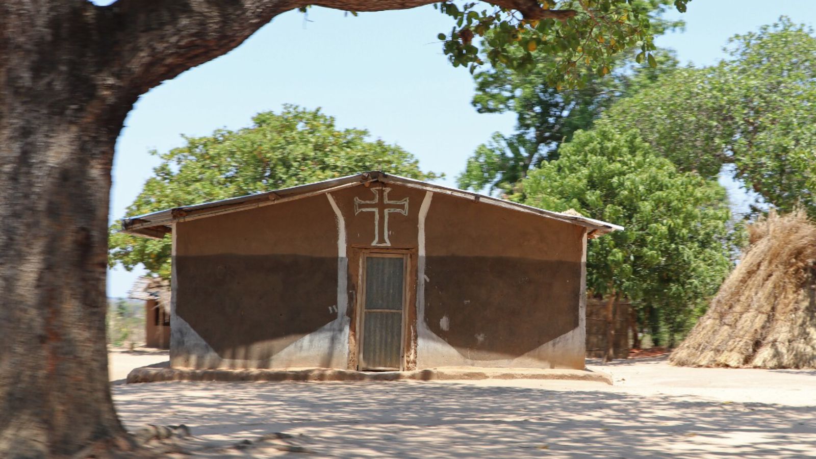 Cristãos são perseguidos por extremistas e governo em Moçambique