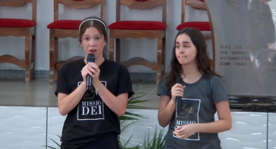 Adolescente testemunha cura da ansiedade: 