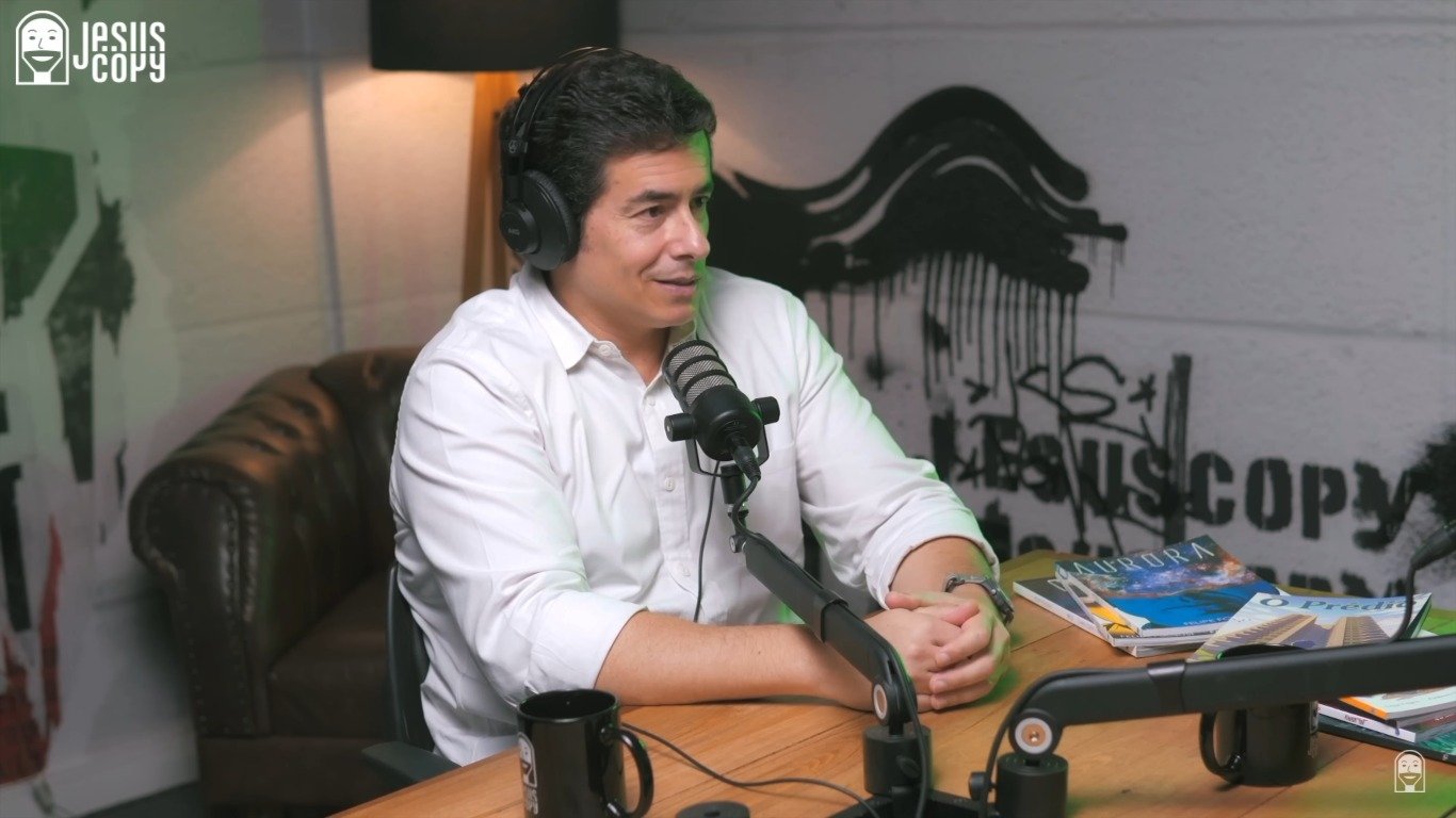 Ex-ator da Globo foi tocado por Deus durante ritual de Alquimia: 
