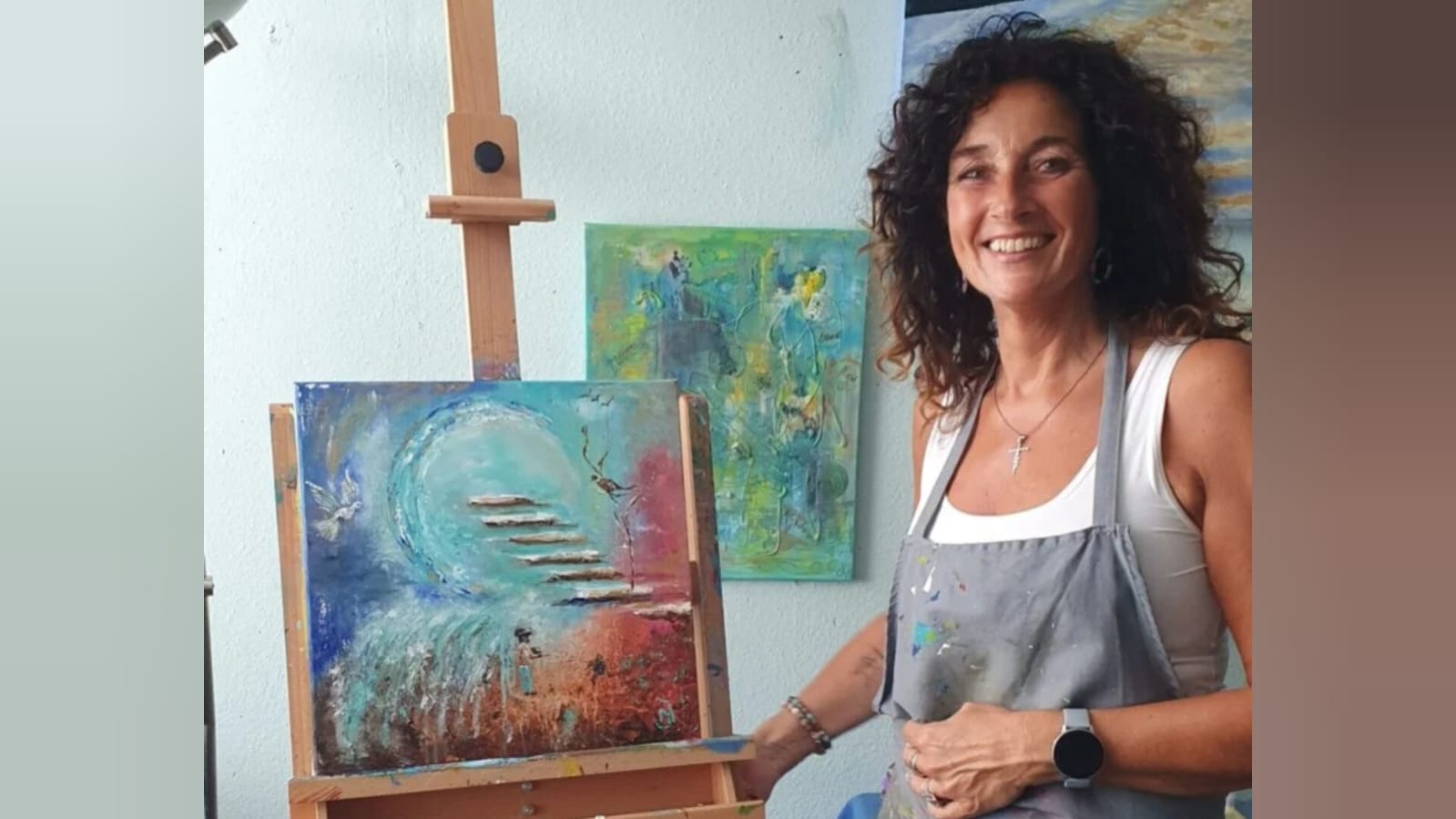 Mulher que sofreu AVC tem movimentos restaurados após oração: “Estou completamente curada”