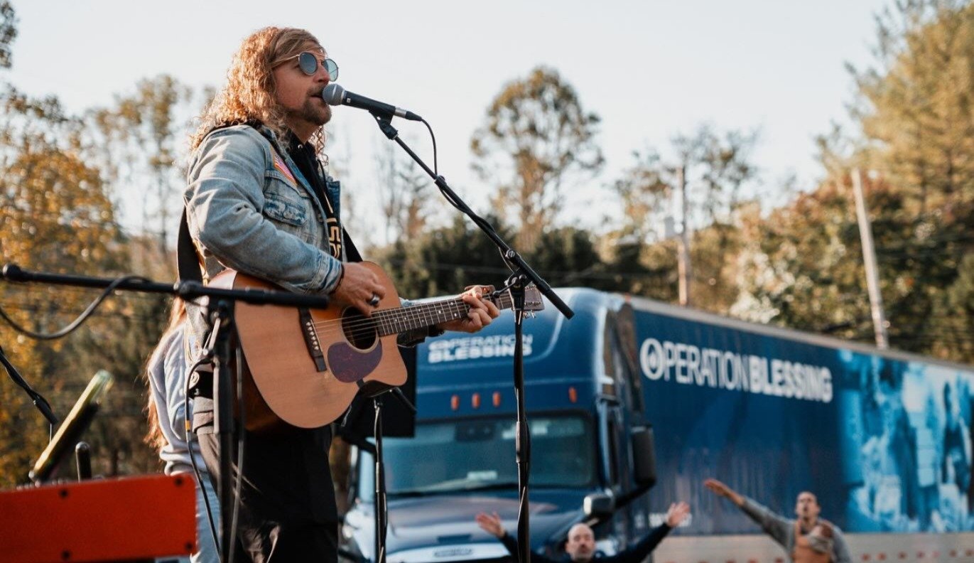 Governo cancela eventos de adoração de Sean Feucht no Canadá por “discurso de ódio”