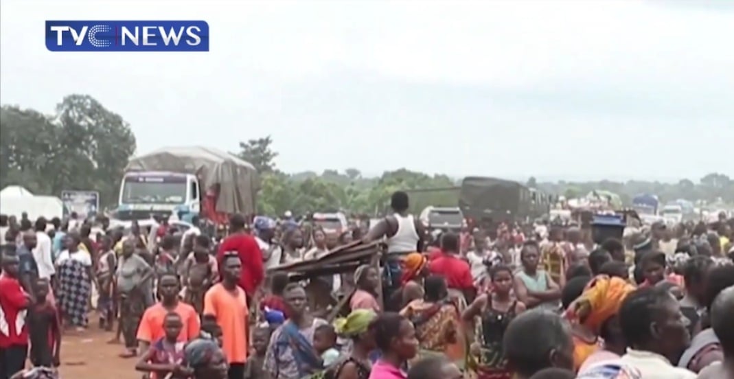 Centenas vão às ruas protestar na Nigéria após ataque islâmico que matou 200 cristãos