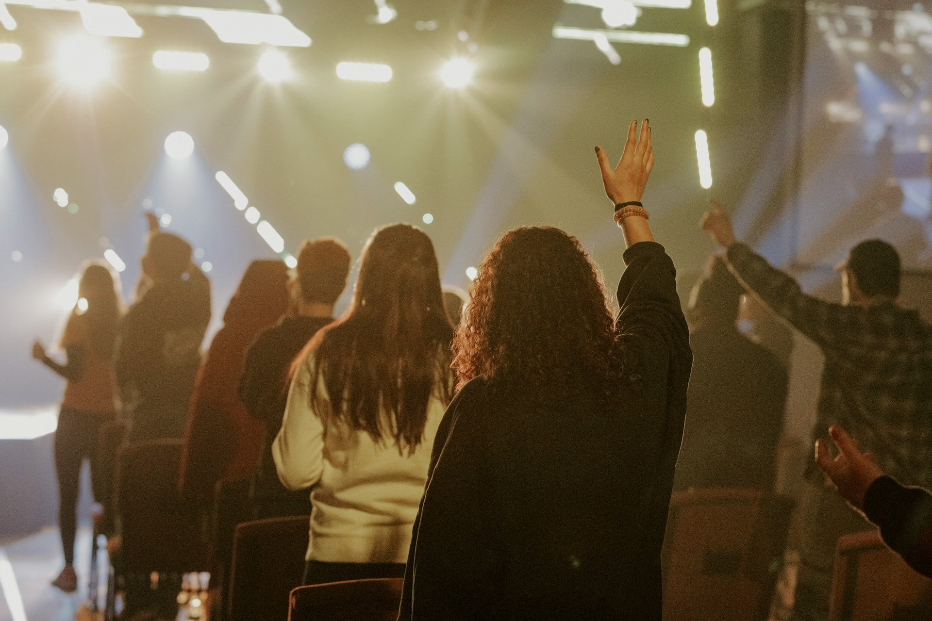 Pesquisa revela que Geração Z é a menos engajada na igreja