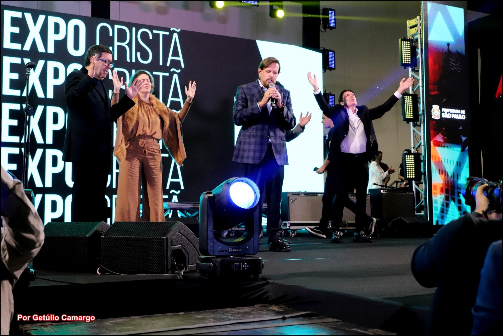 Abertura da Expo Cristã 2025 reúne autoridades e líderes evangélicos em SP