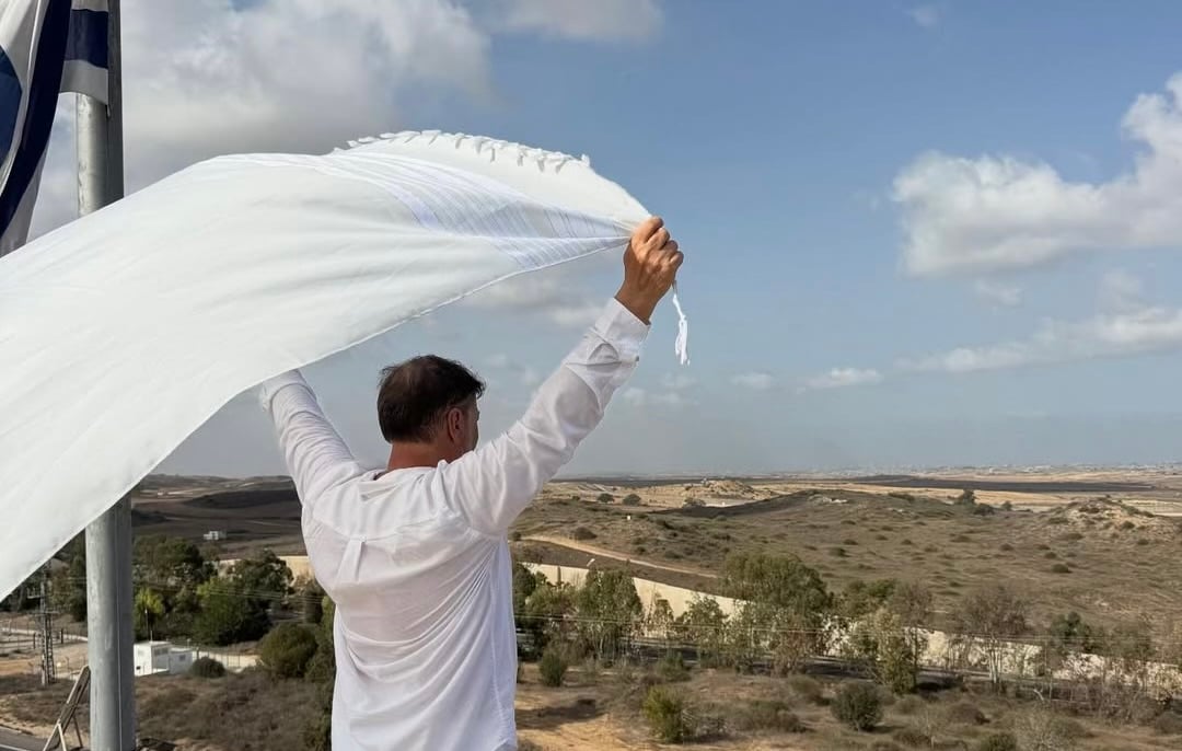 Pastor ora por reféns na fronteira de Gaza: “O tempo é profético”