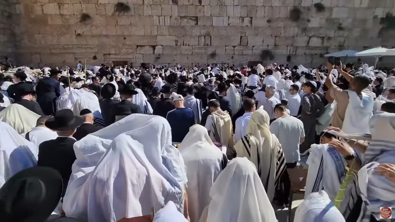 Israel celebra acordo de paz na Festa dos Tabernáculos, que aponta para a volta de Jesus