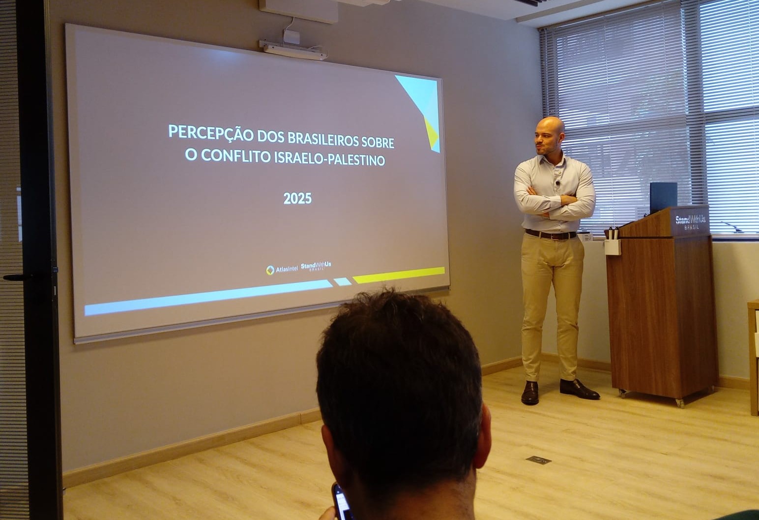 Levantamento da AtlasIntel indica: Lula precisa se aproximar de Israel