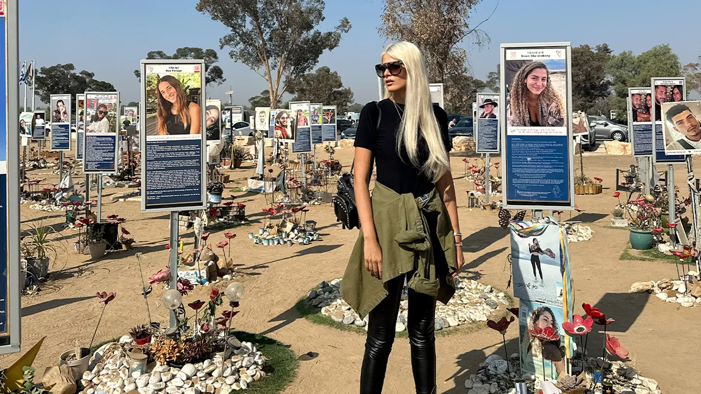 Ex-Miss Eslováquia diz que motorista de aplicativo a expulsou do carro por ser judia