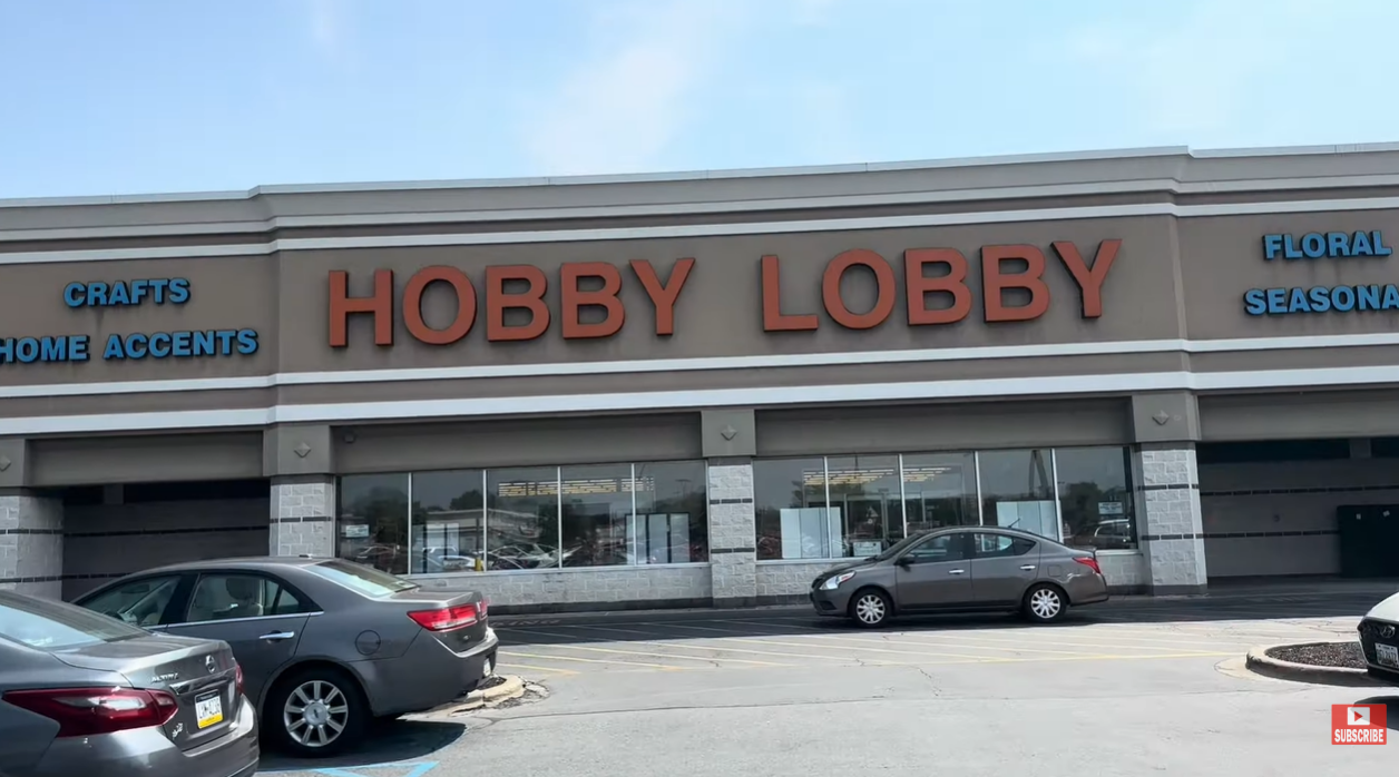 Rede de lojas nos EUA distribui 500 mil livros sobre o nascimento de Jesus no Natal