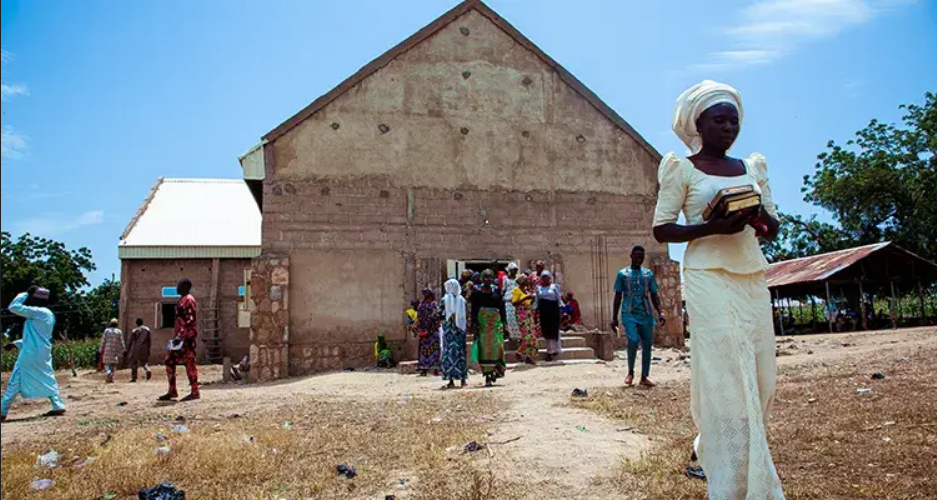 Mais de 150 cristãos são sequestrados em ataques a 3 igrejas na Nigéria