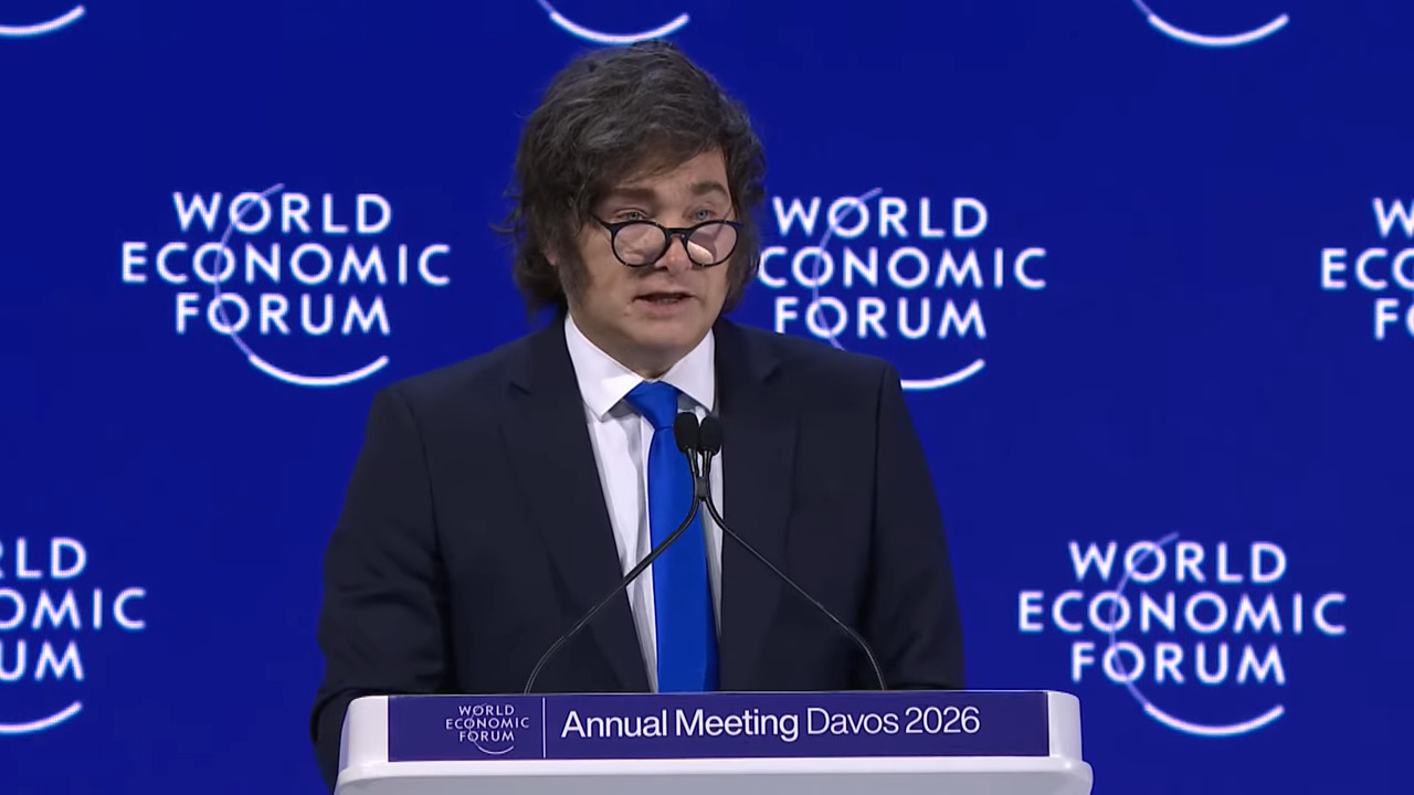 Fórum Econômico Mundial: Milei pede retorno aos valores judaico-cristãos ao Ocidente