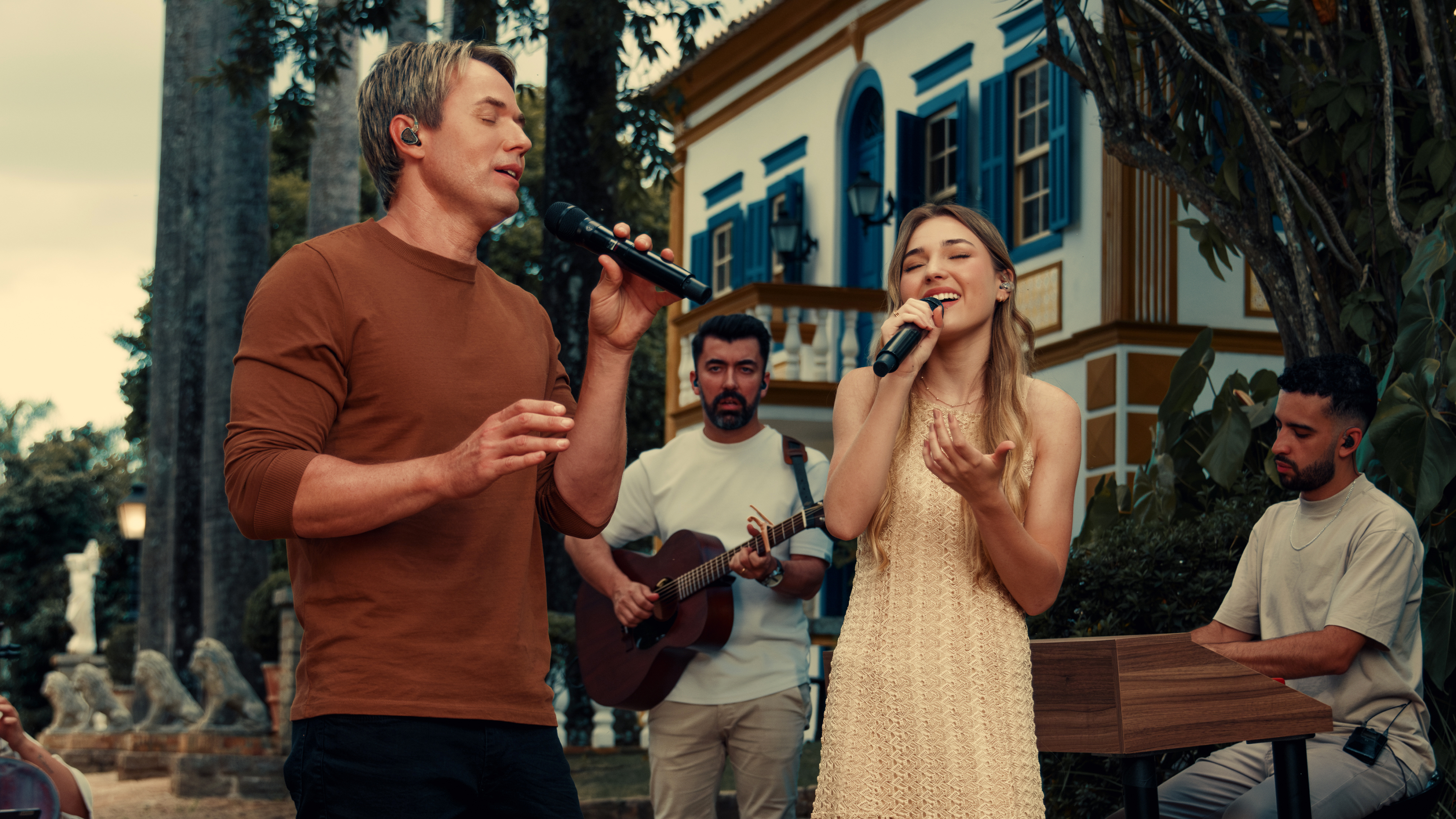 Esther Durán lança canção “Minha Noiva” ao lado de Chris Durán