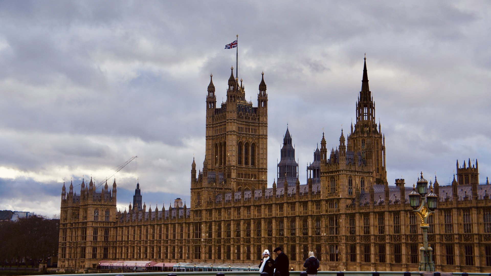 Reino Unido confirma descriminalização do aborto domiciliar realizado pela própria mulher