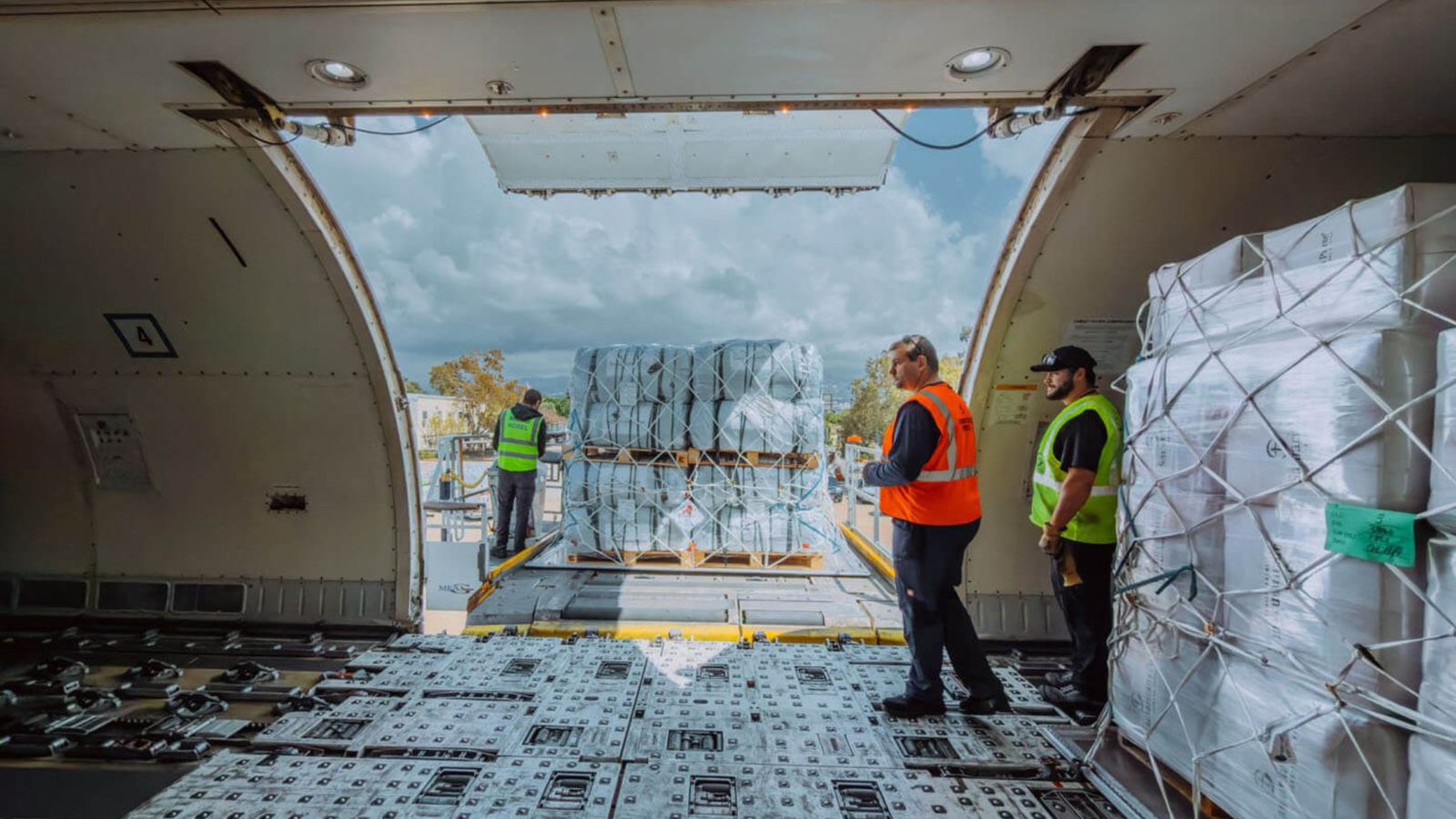 Missão envia mais de 52 toneladas de suprimentos para deslocados no Líbano