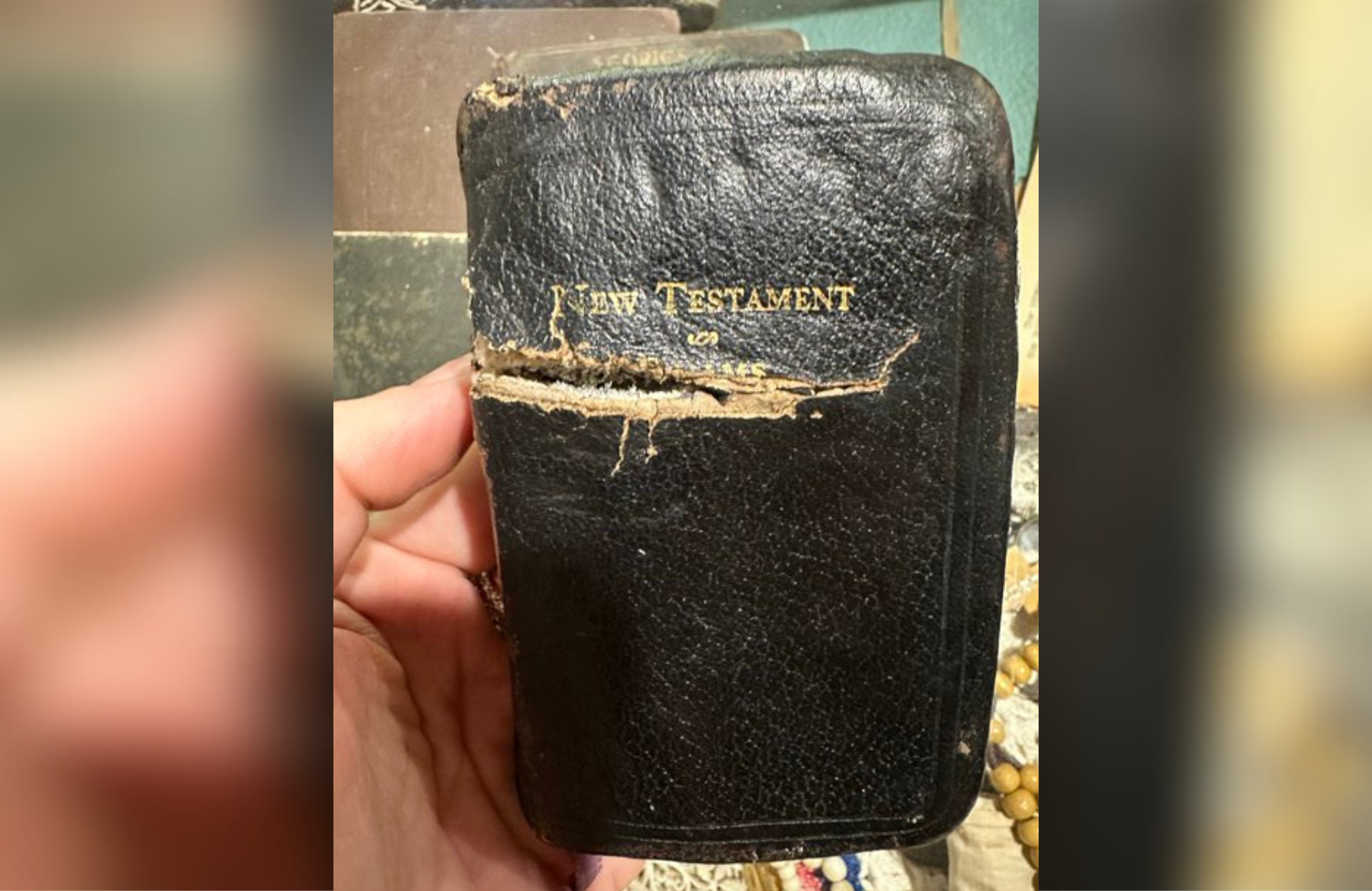 Bíblia no bolso salvou vida de soldado atingido por mina terrestre na Guerra do Vietnã