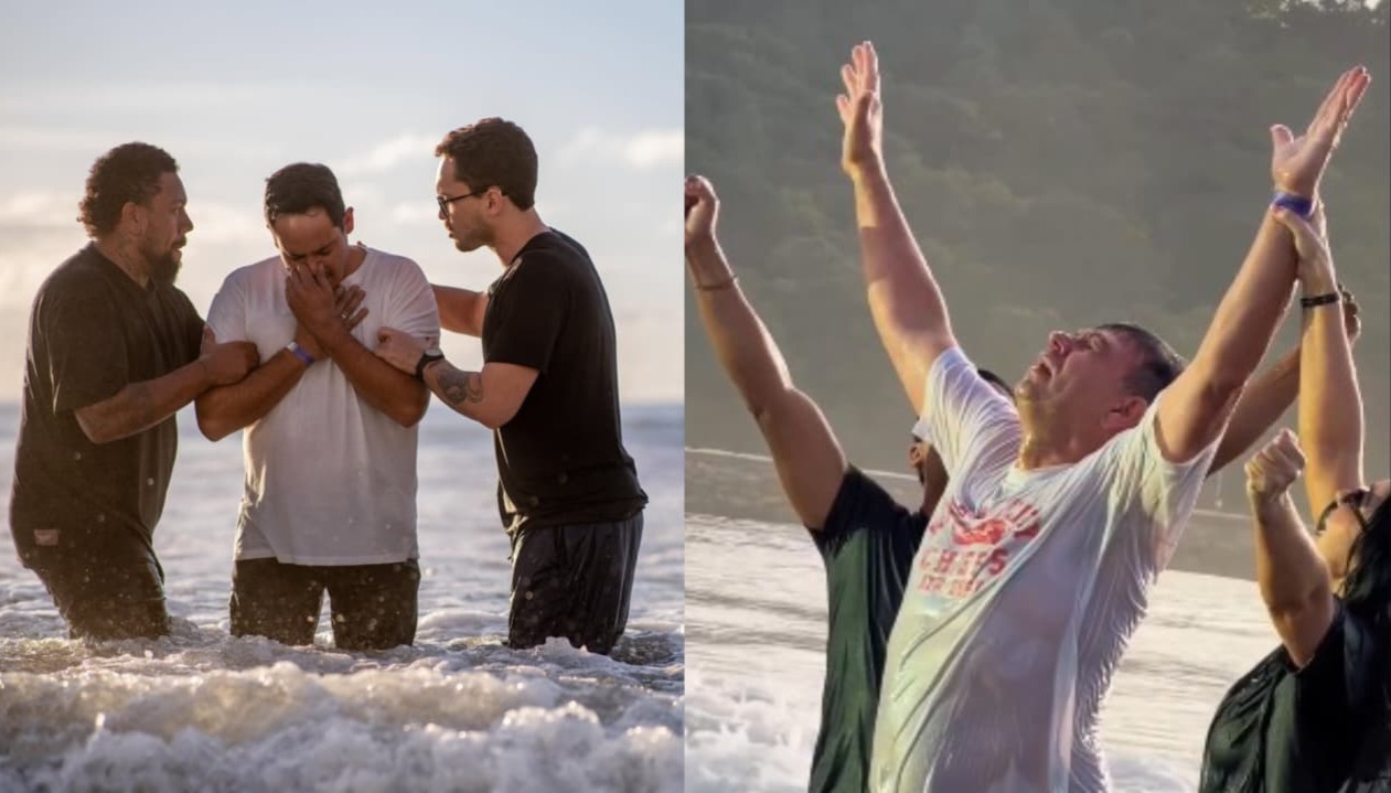Pessoas são batizadas em culto ao amanhecer em praia de SC: 