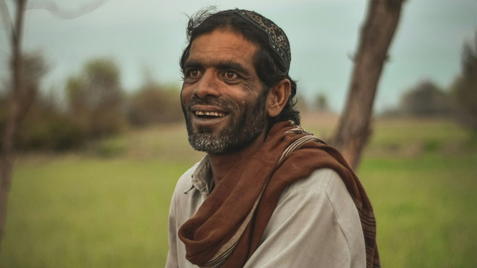 Ex-hindu que planejava matar cristãos em culto se rende a Jesus: “Me arrependi”
