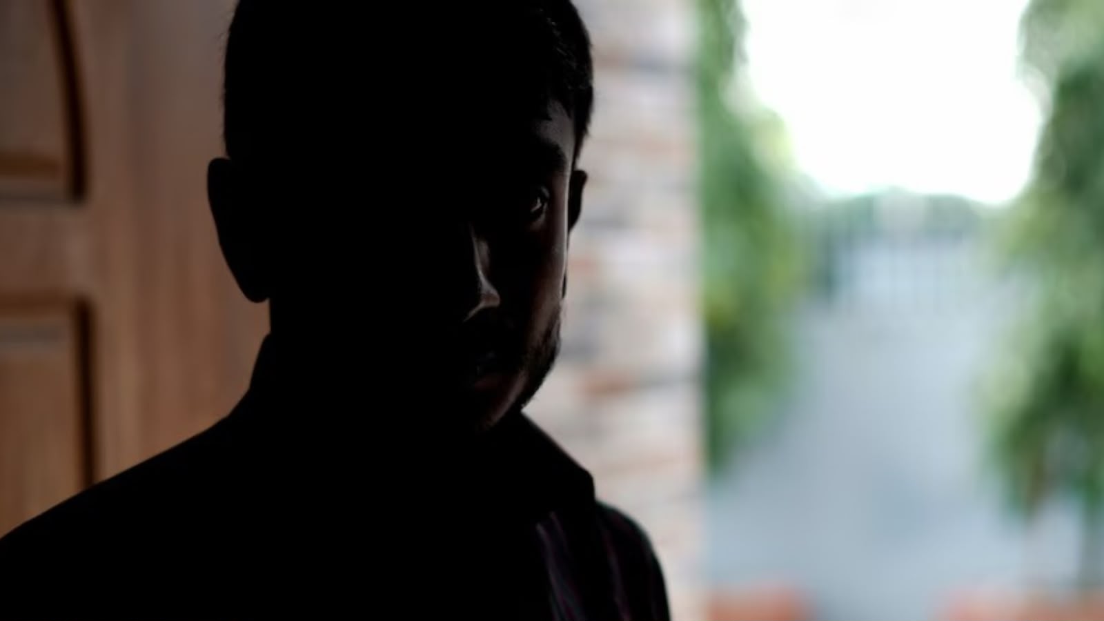 Mais de 200 pessoas pressionam jovem cristão a negar Jesus em Bangladesh