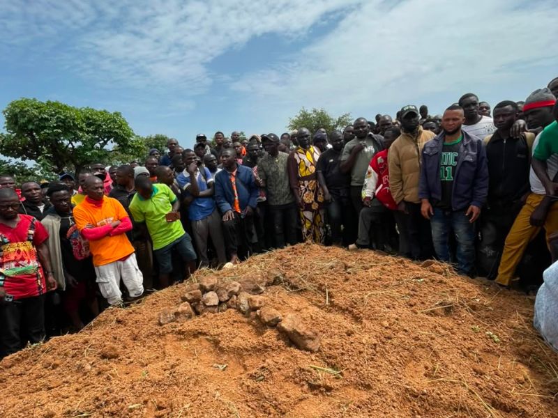 25 cristãos são mortos na Nigéria enquanto famílias enterravam vítimas de ataque anterior
